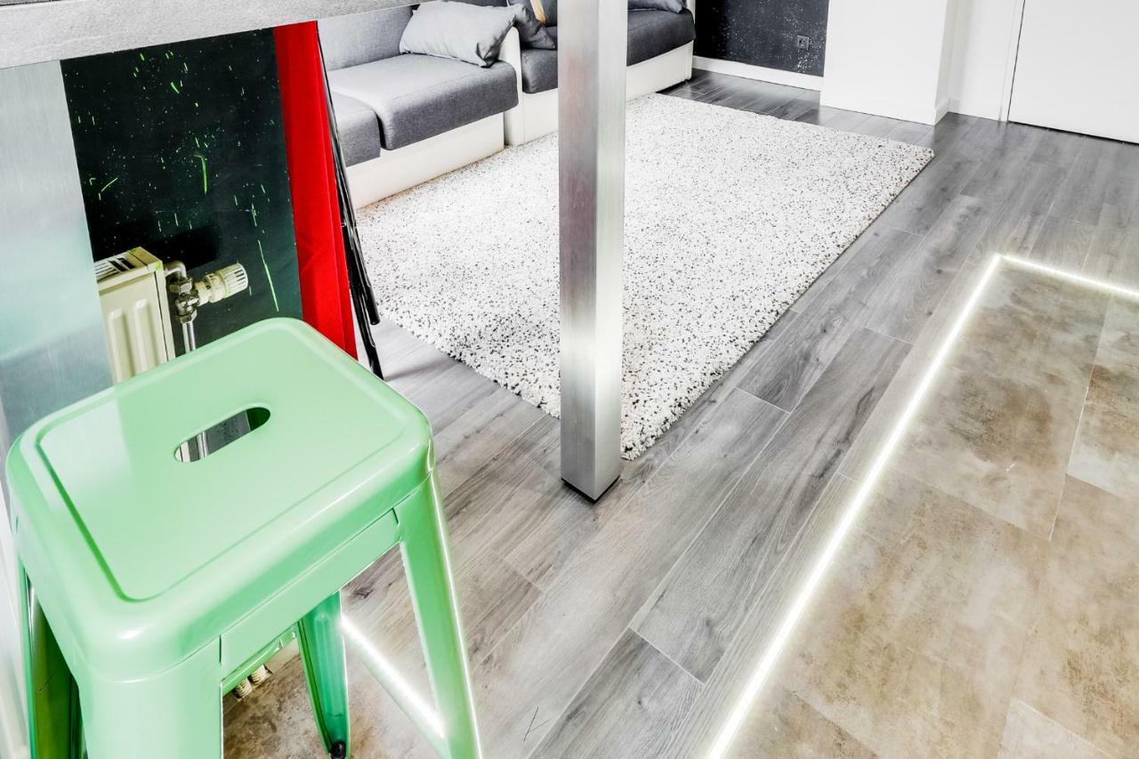 Super Hero Suite - SDP Serris Exterior foto